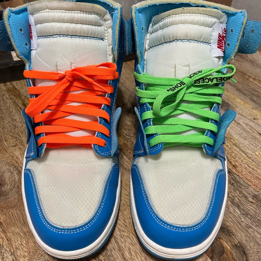 University blues jordan ones mens size 10 no box pretty clean steal buy..
